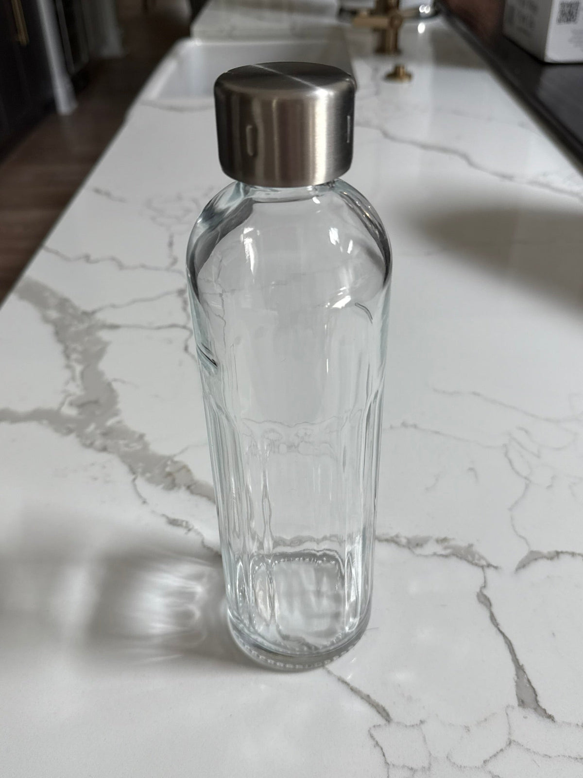 Szklana butelka SparkleGlass